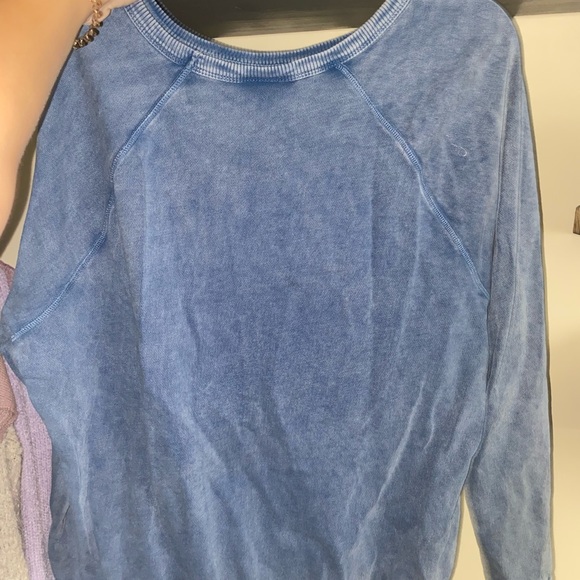 Comfy Blue Crewneck - Picture 2 of 2